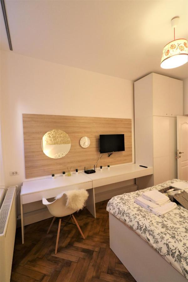 Cozy Old Town Apartment - Free Minibar Bucureşti Exterior foto