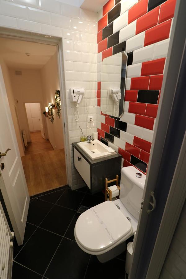 Cozy Old Town Apartment - Free Minibar Bucureşti Exterior foto